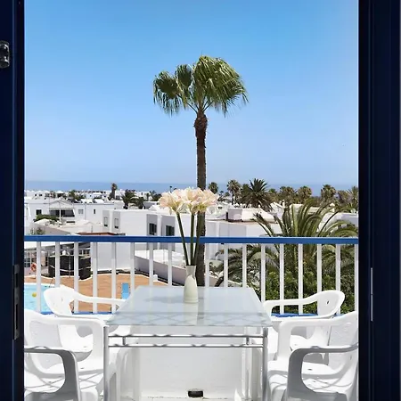 Con Vista Piscina Apartment *