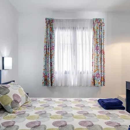 Apartman Con Vista Piscina *